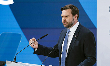 Вице-президент США обвинил CNN в щелчках в пресс-зале Белого дома