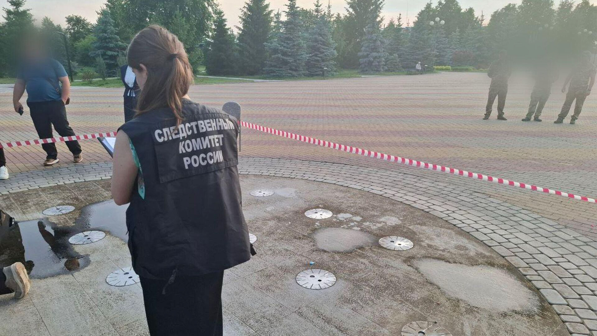 В Белгородской области двух чиновников обвинили в смерти ребенка в фонтане