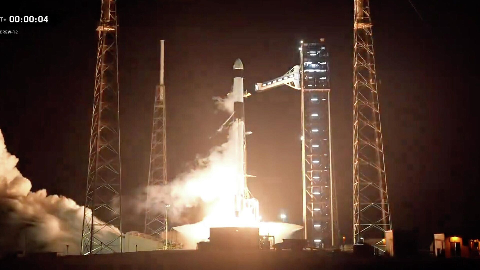 Экипаж Crew-12 отправился в полет с фразой "Поехали!"