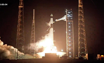 Экипаж Crew-12 отправился в полет с фразой "Поехали!"