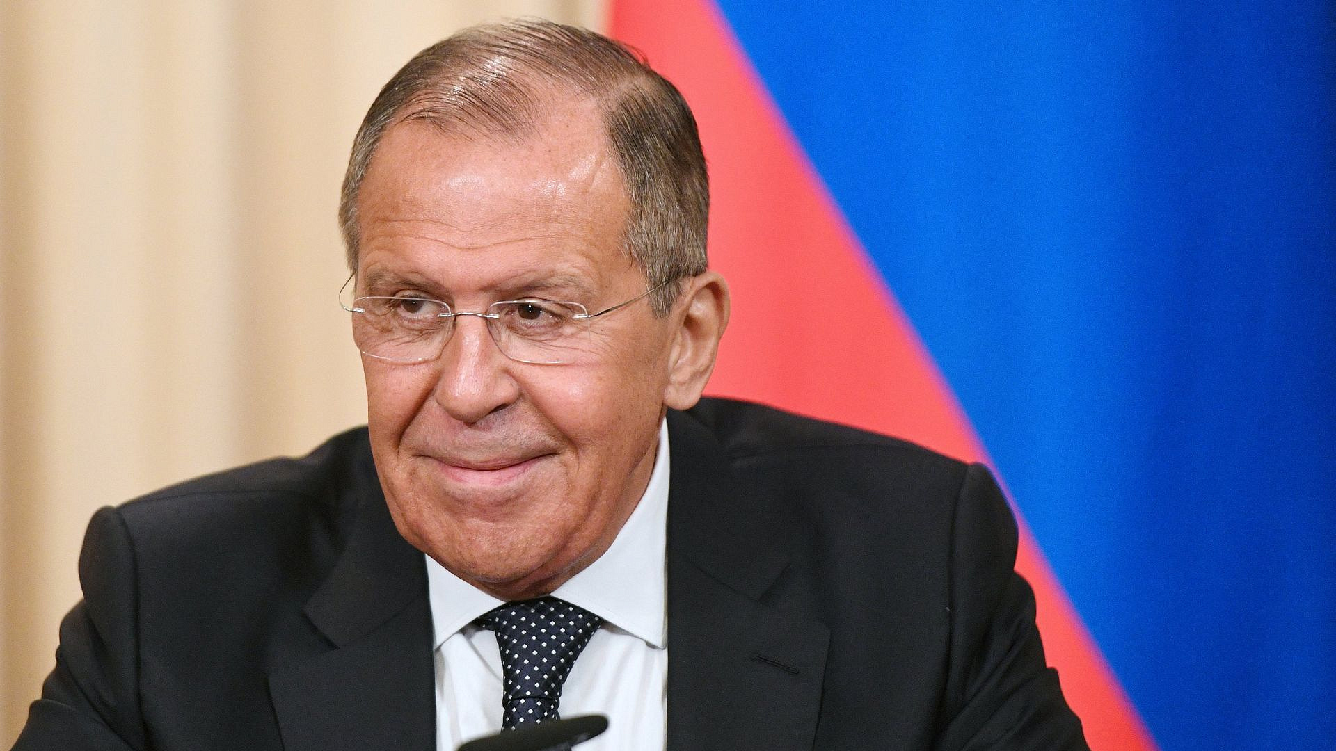 Лавров пошутил на встрече с главой МИД Таиланда