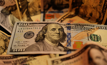 Эксперт оценила риски глобальной рецессии из-за пошлин США