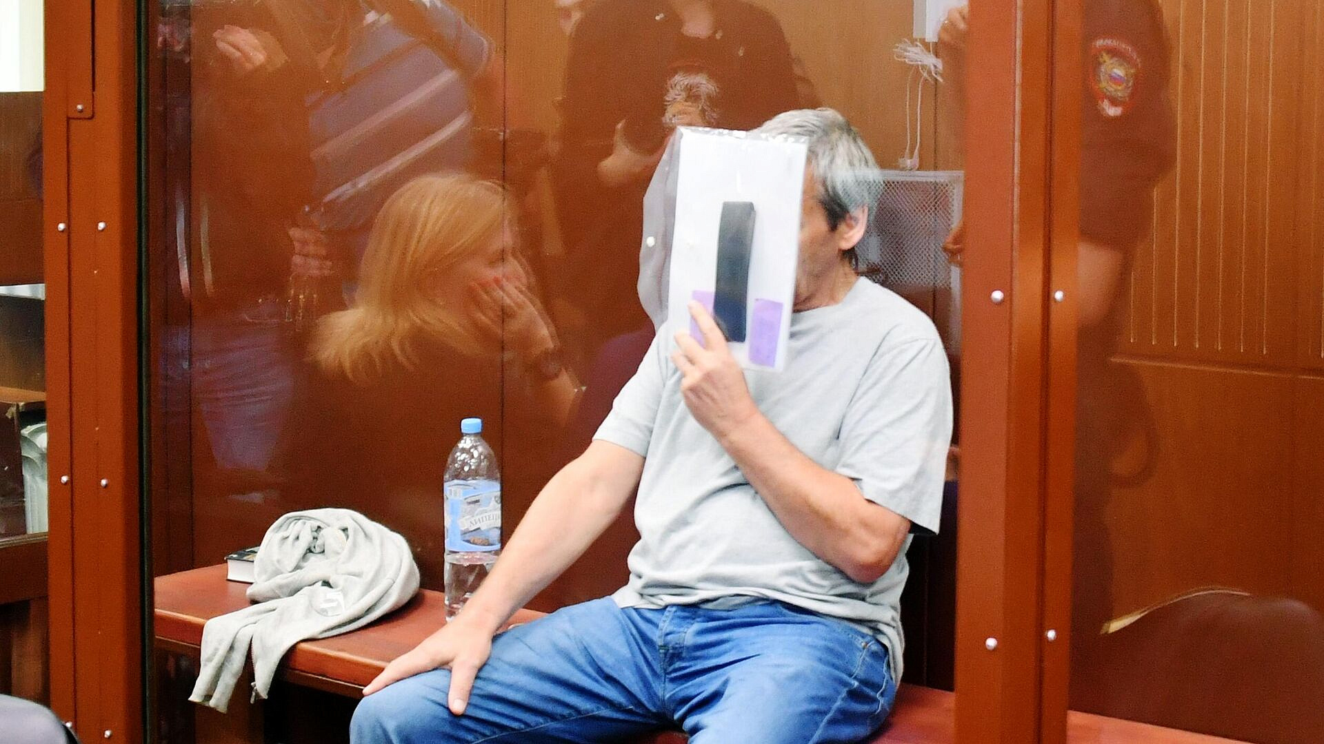 Следствие ищет предполагаемых соучастников главы "Военторга" Павлова