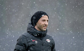 Экс-тренер "Спартака" пропустит ближайший матч "Фенербахче" 