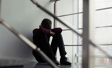 Эстония разработала анти-суицидальный набор для подростков