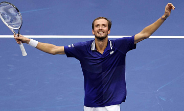 Медведев посвятил победу в Брисбене своей дочери