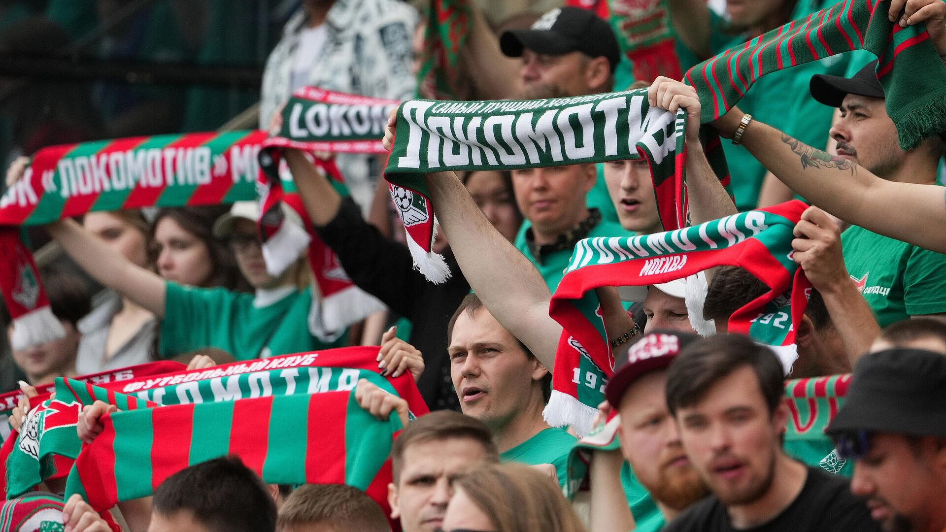 "Локомотив" разгромил "Динамо" в московском дерби в рамках МФЛ