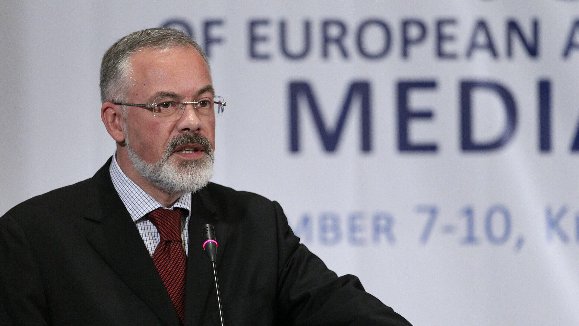 СМИ: на Украине конфискуют активы бывшего министра образования