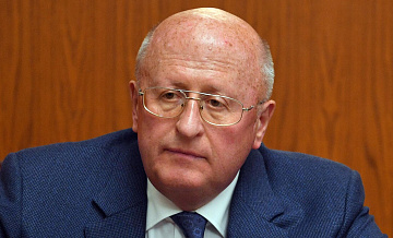 Гинцбург поблагодарил Путина за помощь разработчикам вакцины "Спутник"