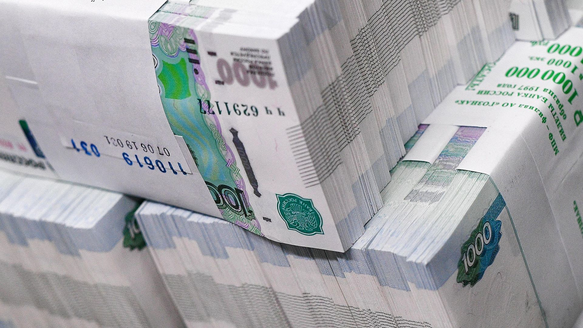 Российская "Акзо Нобель" перечислила 1 млрд рублей в фонд "Все для Победы!"
