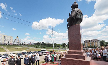 В Саранске открыли памятник основателю города Михаилу Романову