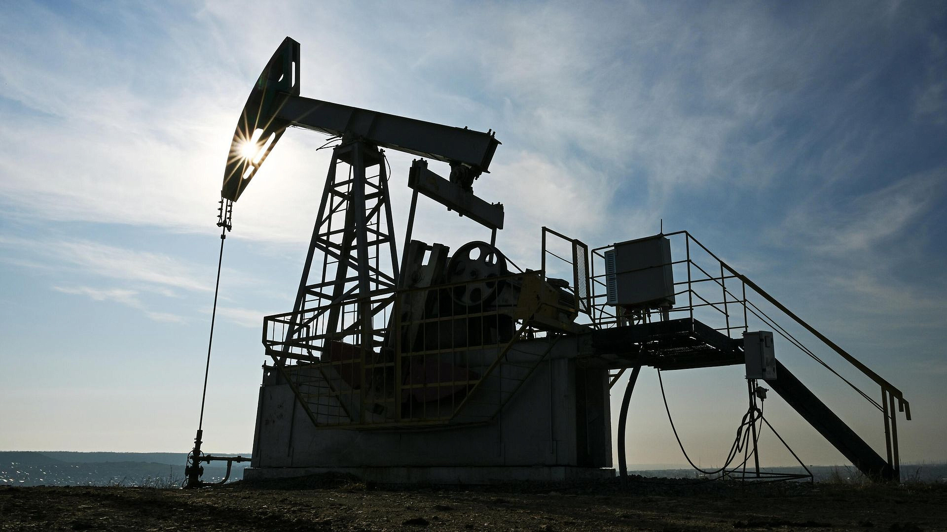 Цена нефти марки Brent поднялась выше 100 долларов за баррель
