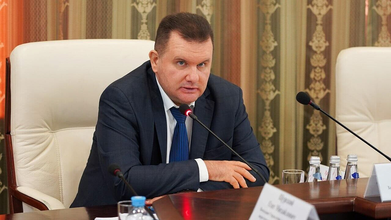 Суд поручил принудительно доставить на заседание экс-полковника ФСБ Фролова