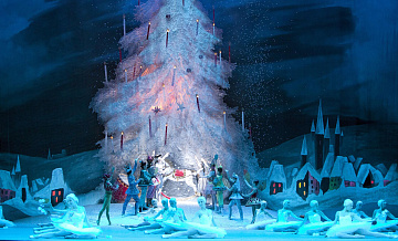 Ставка за два билета на "Щелкунчик" в Большой театр выросла в четыре раза