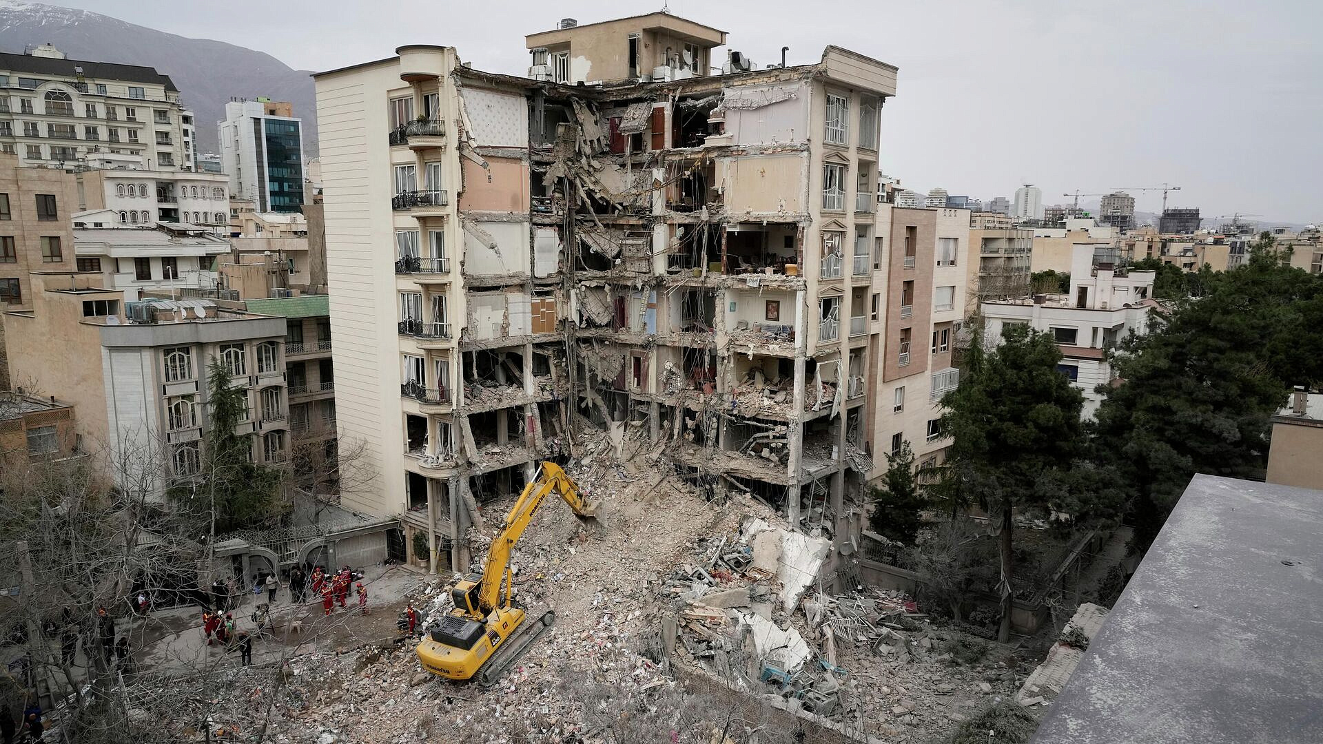 В Иране заявили о гибели пяти человек при атаке США и Израиля на Боруджерд