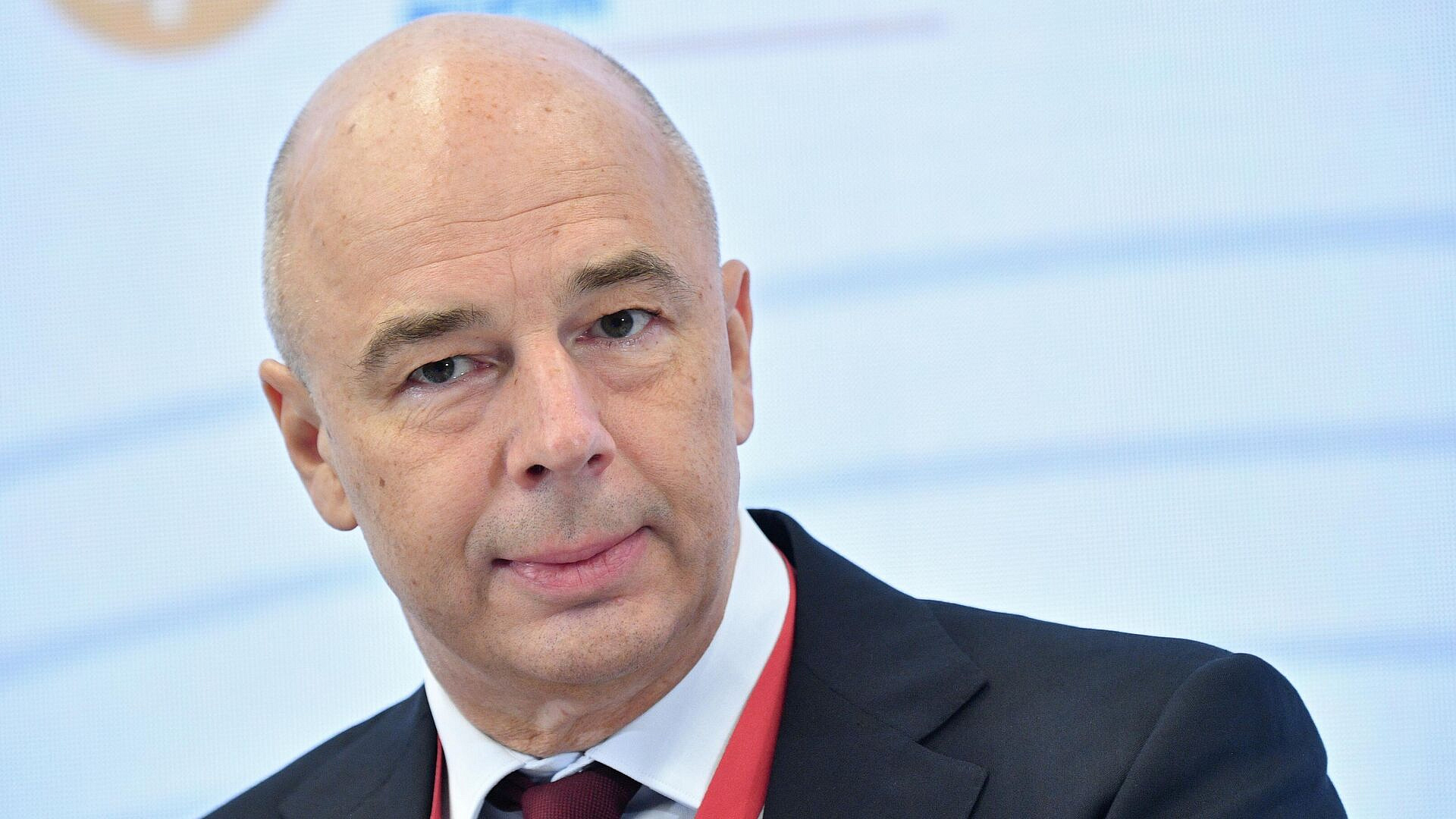 Силуанов пообещал обязательно протестировать Lada Azimut на ПМЭФ