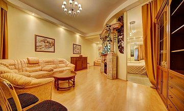 Объявлений об аренде квартир в Петербурге стало в 1,5–2 раза меньше