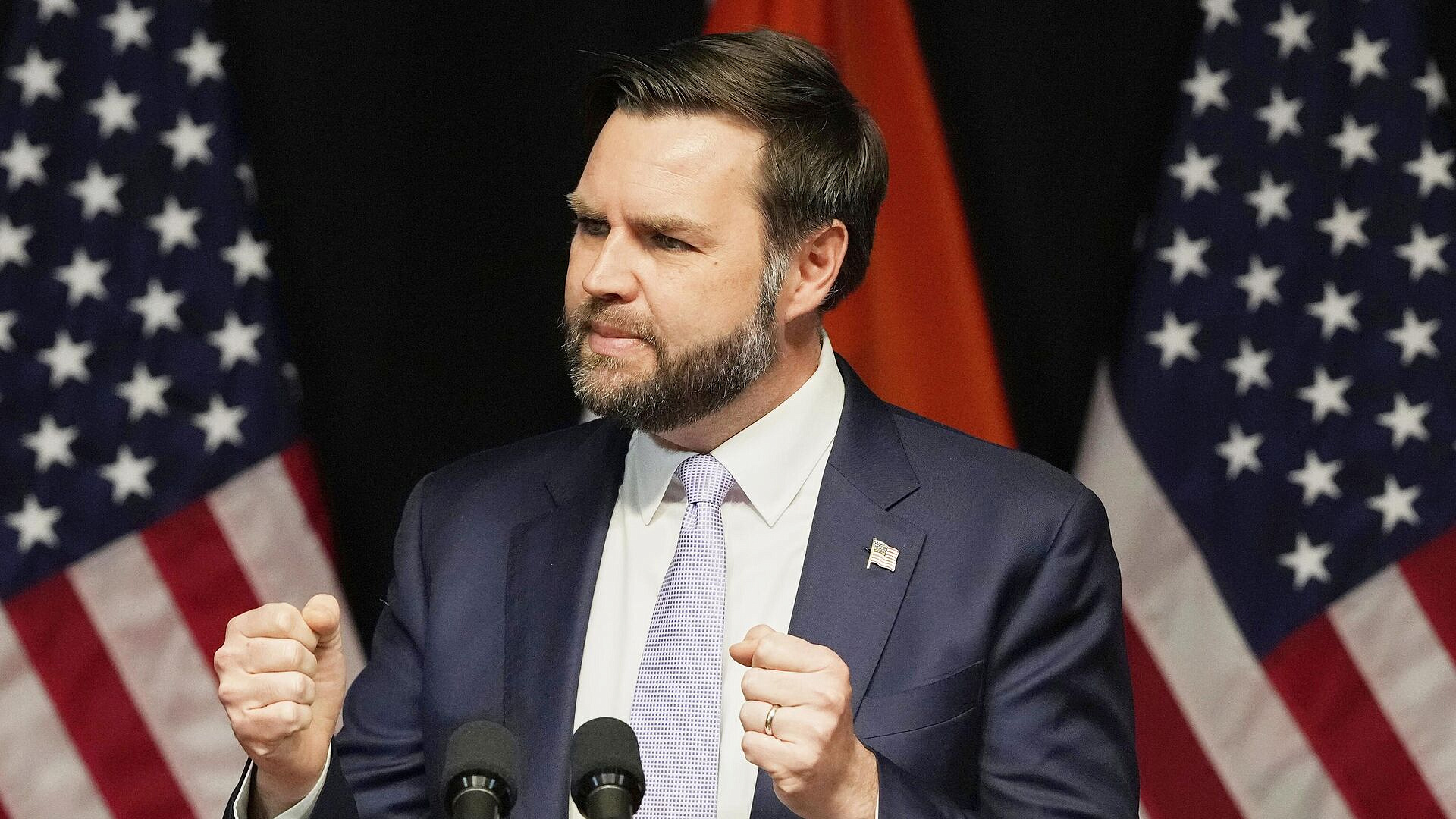 � ������ ����������������� ����� ����� � ������ ��� �� �����������