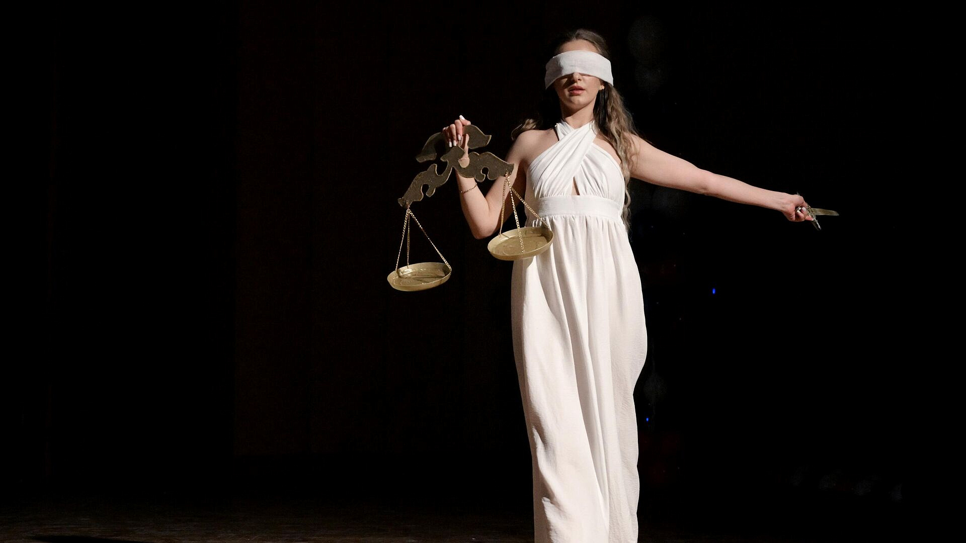 � ������� ���������� ������� �� ���������� � �����������