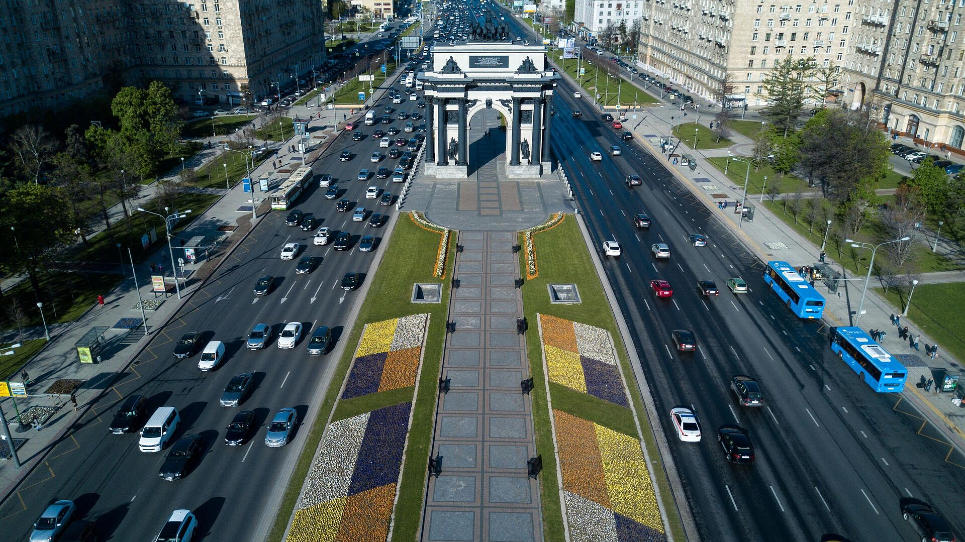 В Москве восстановили движение на Кутузовском проспекте