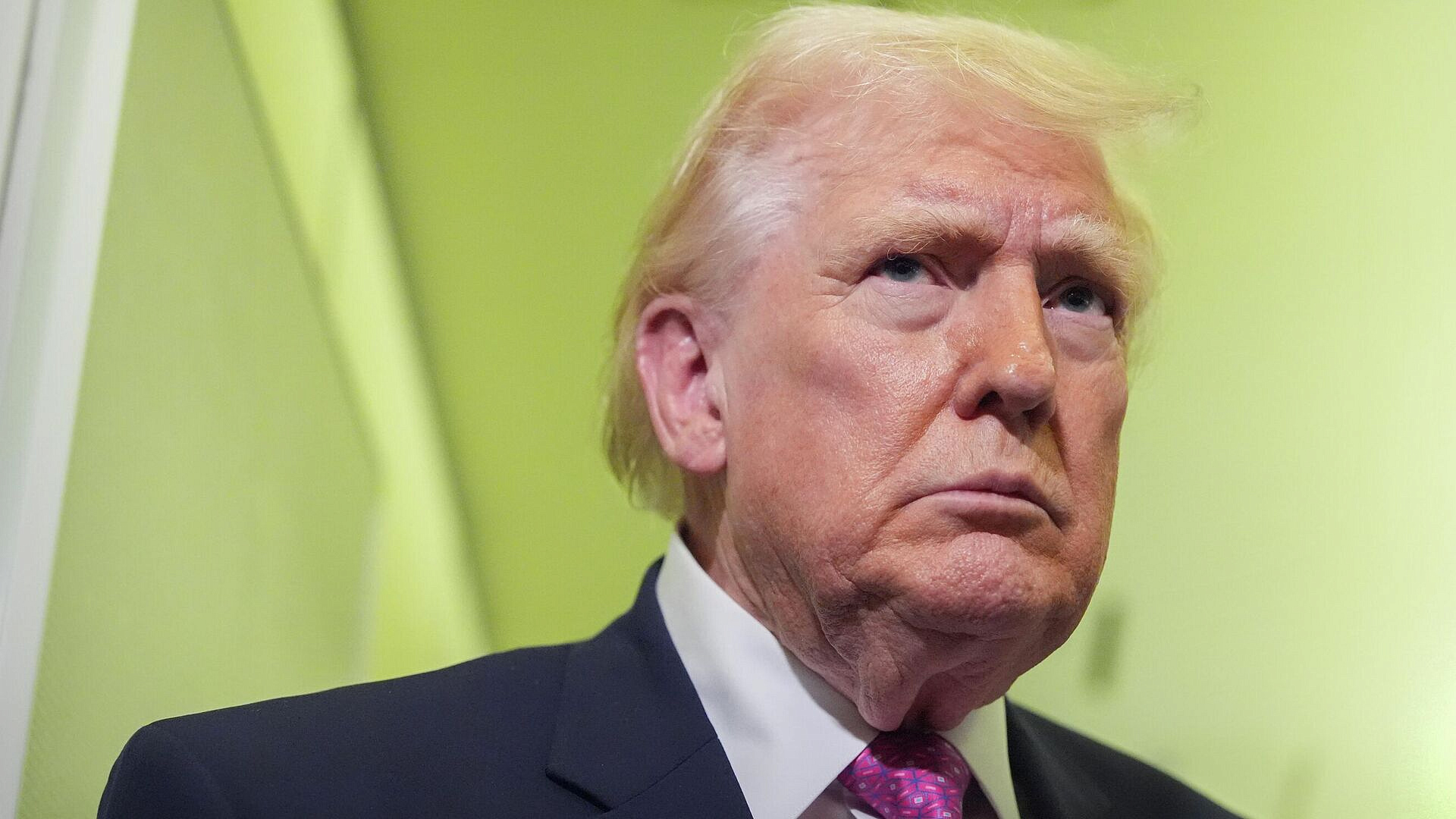 Трамп рассказал, из-за чего поиски летчика в Иране чуть не сорвались