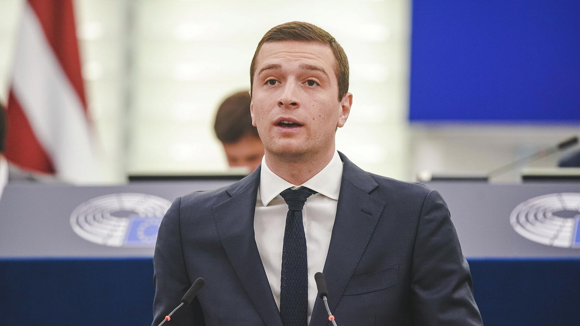 В партии Ле-Пен назвали роспуск парламента неизбежным 