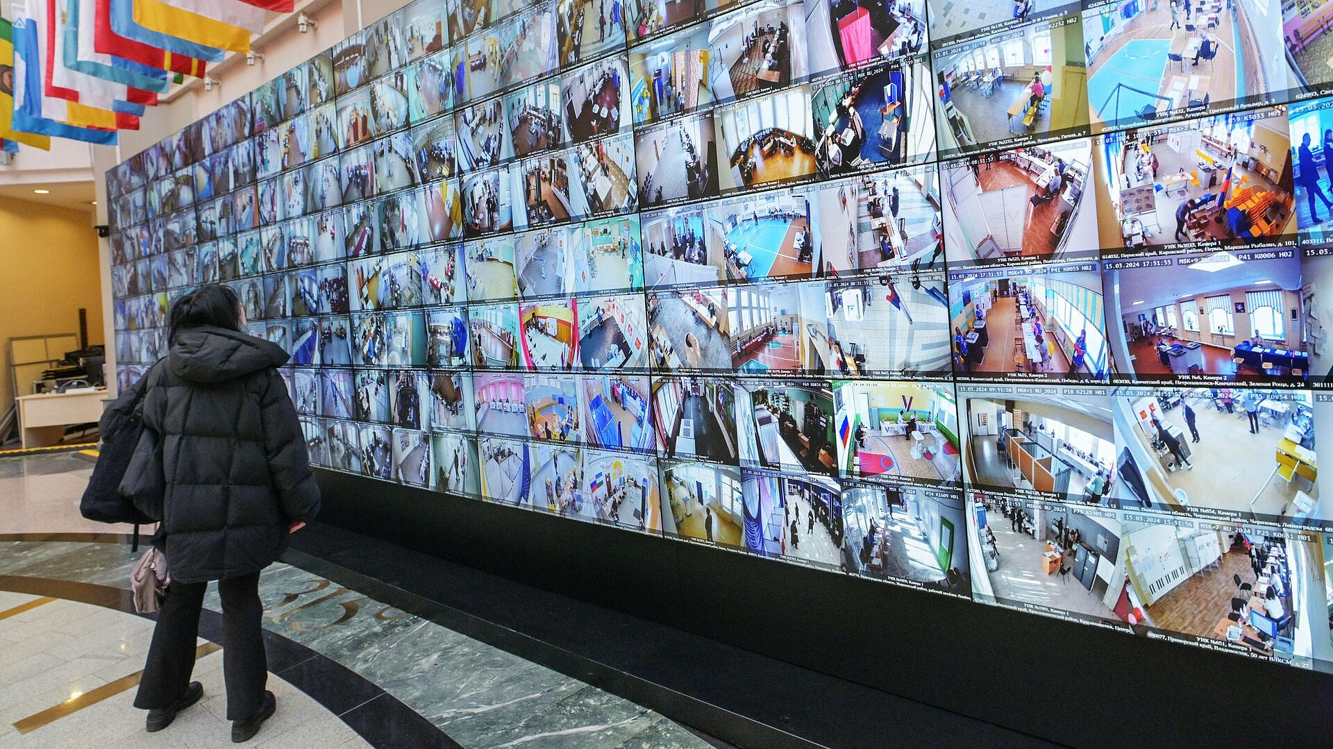 Девять членов УИК отстранены от работы на выборах, заявила Памфилова