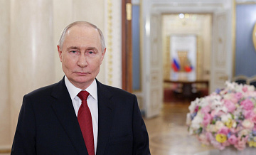 Американские маркетплейсы продают футболки с цитатой Путина