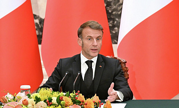 Макрон обсудил с лидером Сирии наступление против курдов