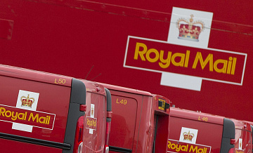 Владелец британской Королевской почты одобрил ее продажу