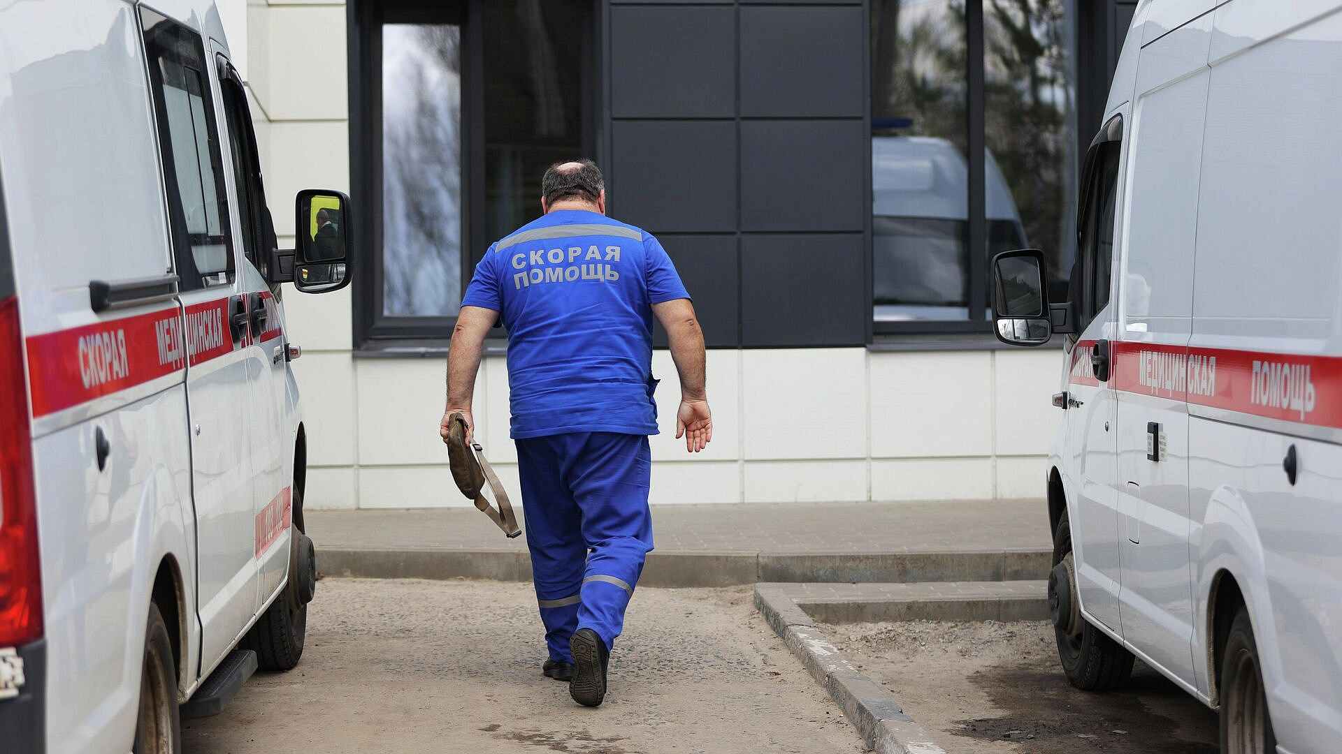 �� ��������� ��������� "������� ������" �������� ����� 33 ��������� ������