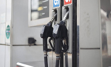 На биржах будут продаваться большие объёмы бензина и дизтоплива