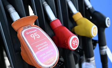 Топливные брокеры просят нефтяников увеличить поставку топлива на биржу