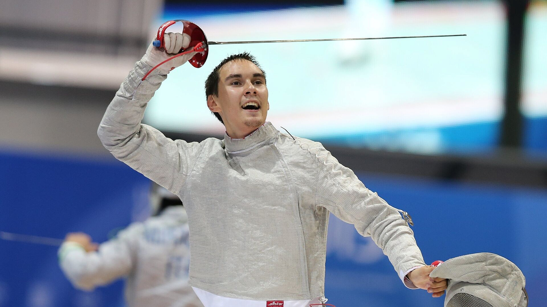 Российские саблисты взяли серебро в командном турнире на этапе КМ в Италии