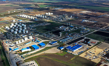 Несколько поврежденных НПЗ запустят после ремонта в апреле-мае