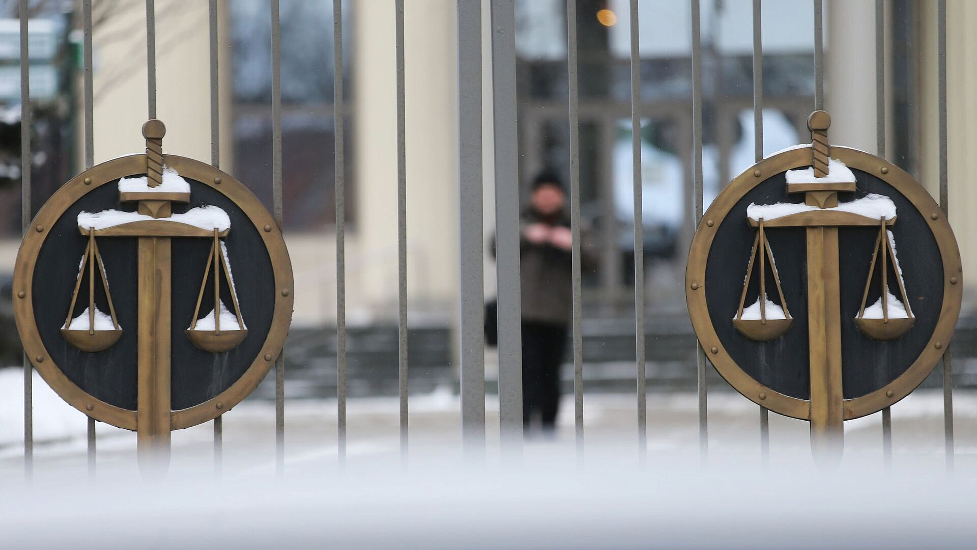 ����� ��������� ���������� �� ���� � ��������� ������