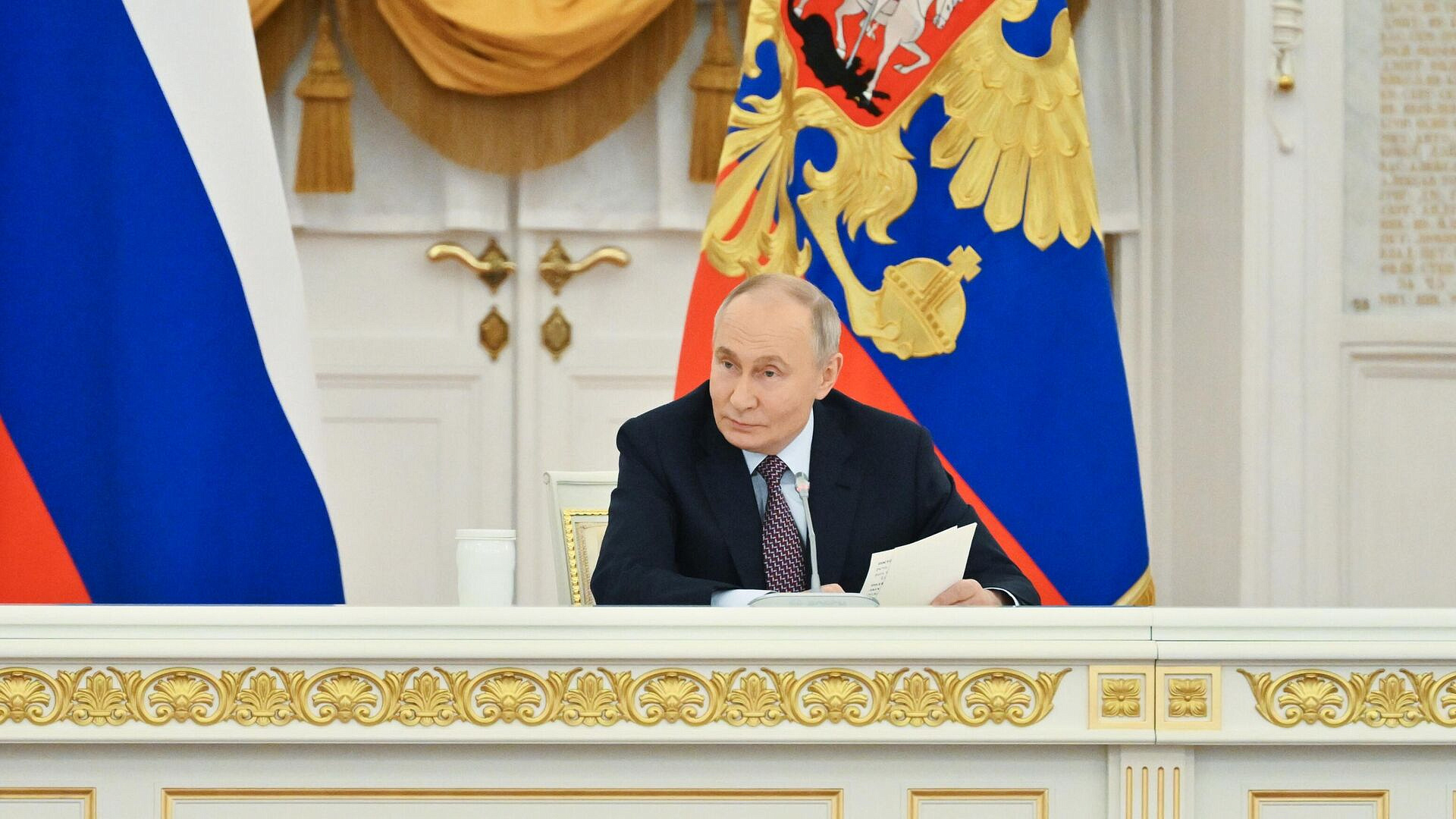 ����� ������� �������� � ��������������� ������ ���