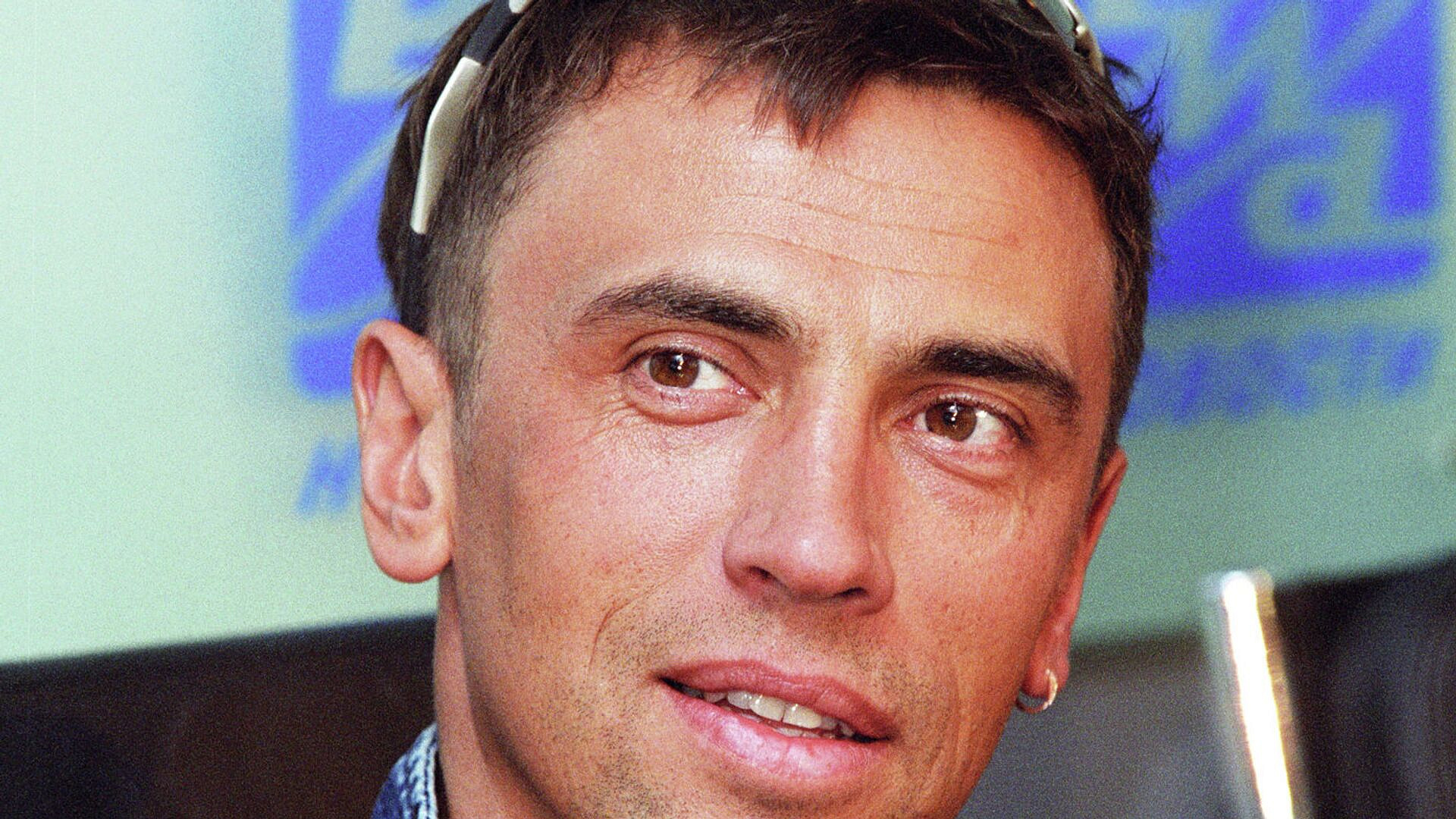 Прыгнул в вулкан и выжил. Как русский экстремал искал смерть в горах