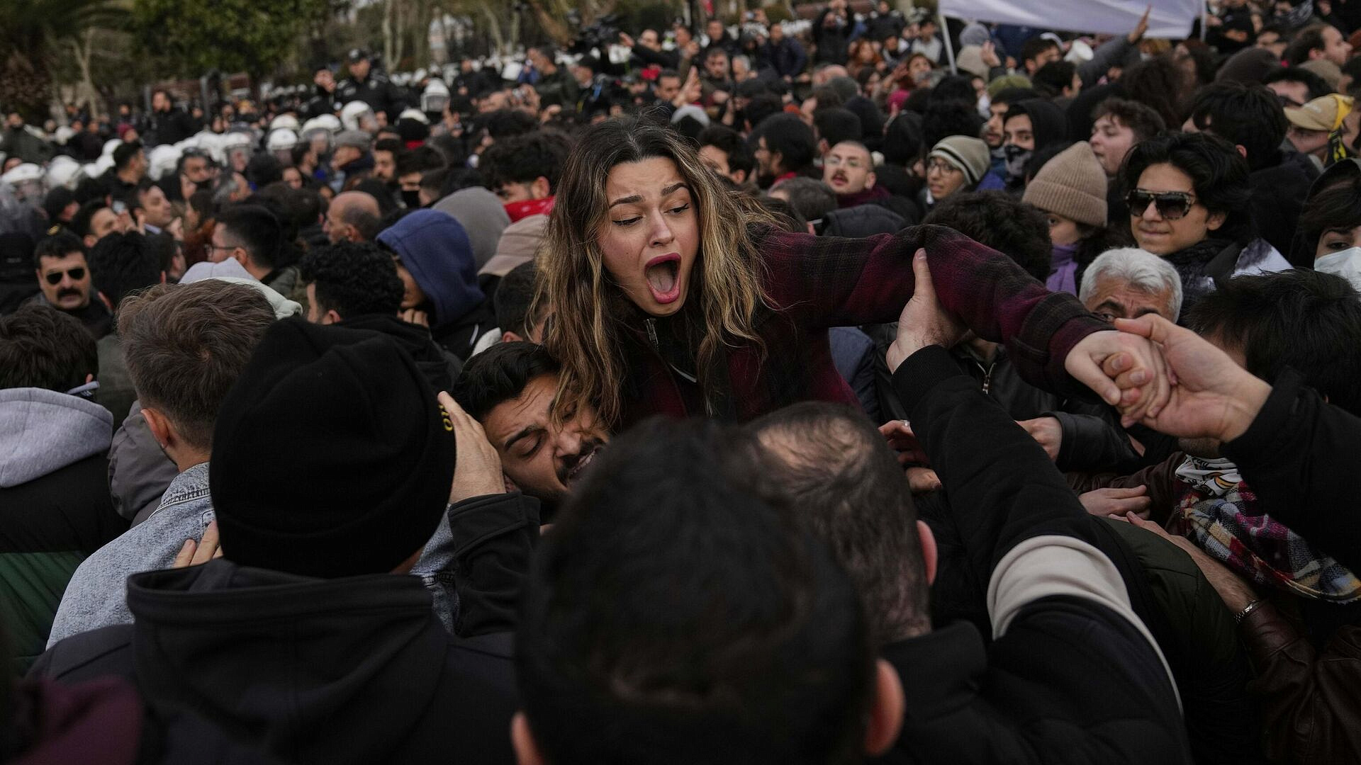 � �������� ����� ������������ ����������� � ������ �����