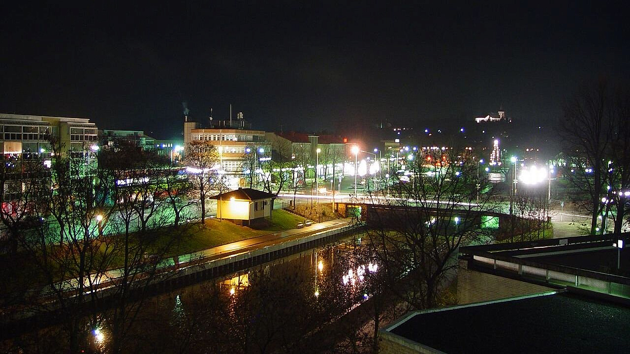 Финляндия перестанет выдавать беженцам постоянный вид на жительство