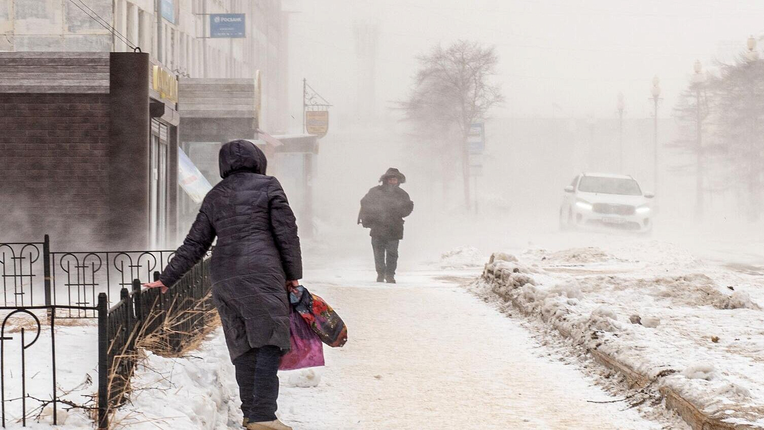 В Магадане выпала двухмесячная норма осадков а сутки