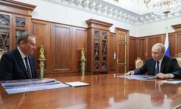 Путин встретился с губернатором Ленинградской области