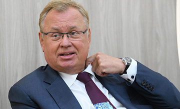 Глава ВТБ призвал дать банкам жесткие полномочия для борьбы с дропперами