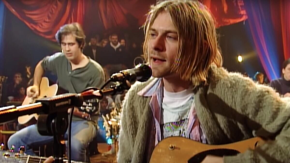 В России будут маркировать книги о рок-группах The Doors и Nirvana
