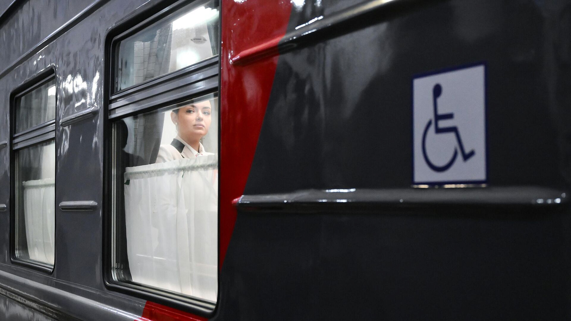 Для инвалидов упростили оформление билетов на поезда