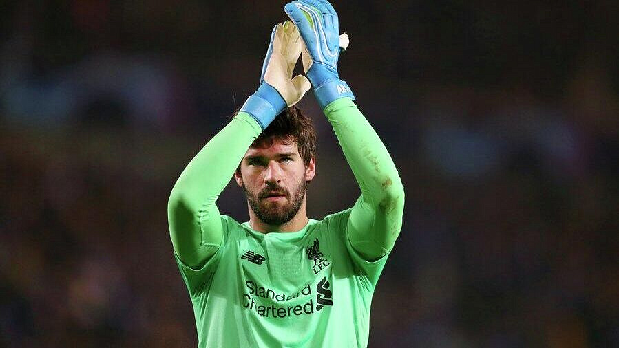 Тренер рассказал, когда вратарь "Ливерпуля" Алиссон вернется в строй