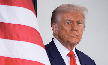Трамп призвал вышвырнуть из США конгрессвумен сомалийского происхождения