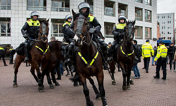 В Амстердаме проходит демонстрация против тирании ЕС и НАТО