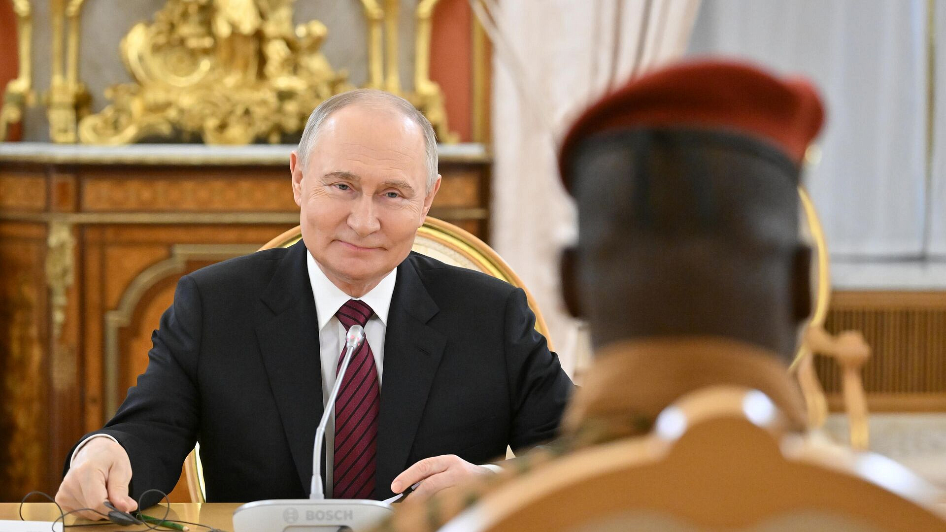 Путин поблагодарил президента Буркина-Фасо за визит в Москву