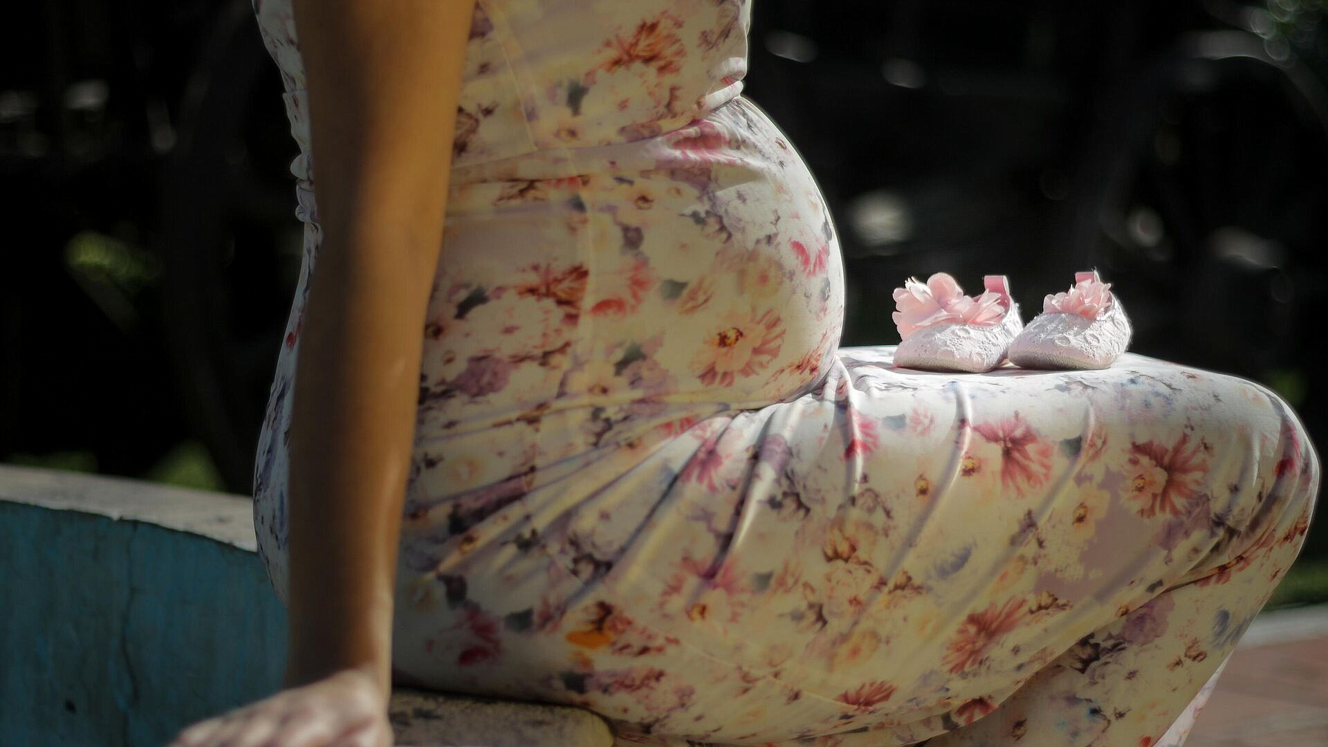 В Брянской области приняли закон о запрете склонения к аборту